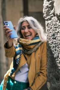 Italian gray hair model Valeria Sechi for Oppo