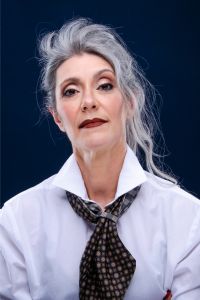 Italian grey hair model Valeria Sechi with a vipuntozero headband
